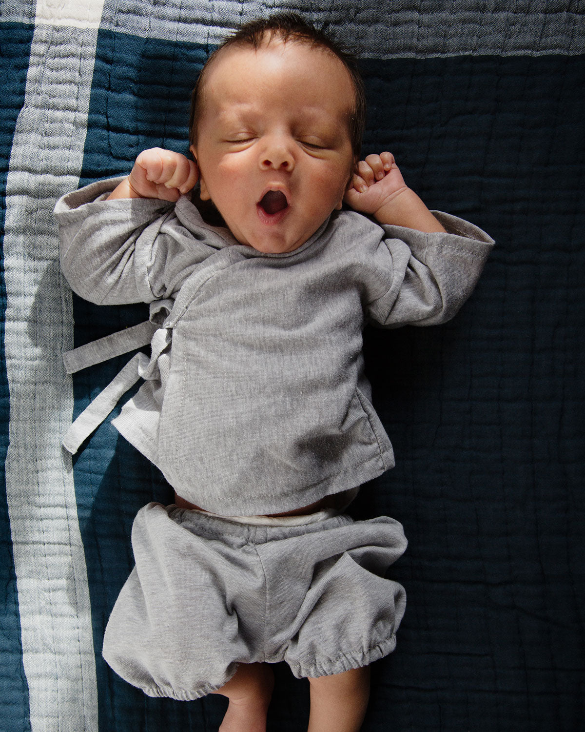 Newborn Set, Kimono Top and Bloomer Sustainable Fabric – KIBORO